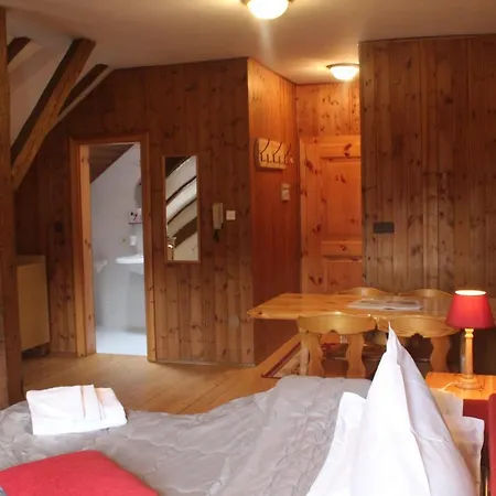 Residenze Sonnenschein Casa Rosa Aparthotel 3*